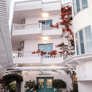 4* Szálloda Harmony